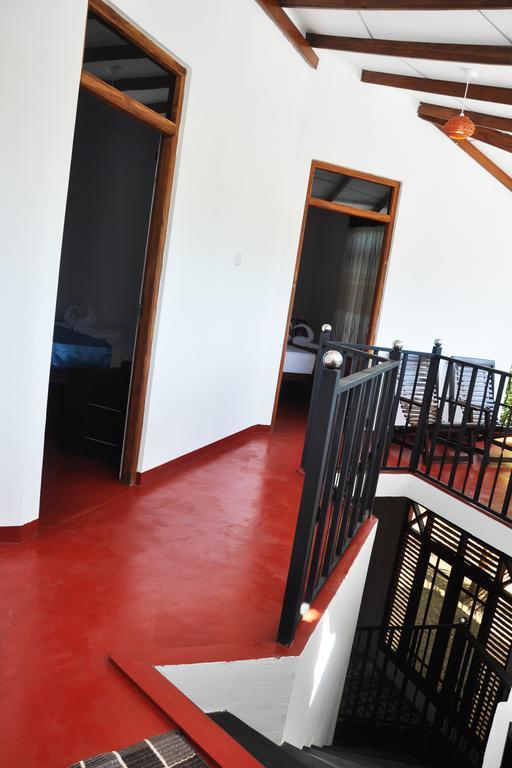 Coconut Garden House Hotel Udawalawe Ngoại thất bức ảnh